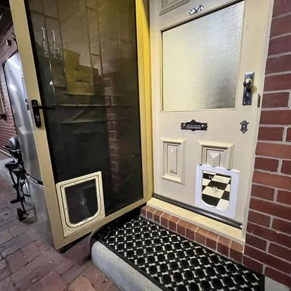 Cat Screen Door - Cat Door Fitting Sydney